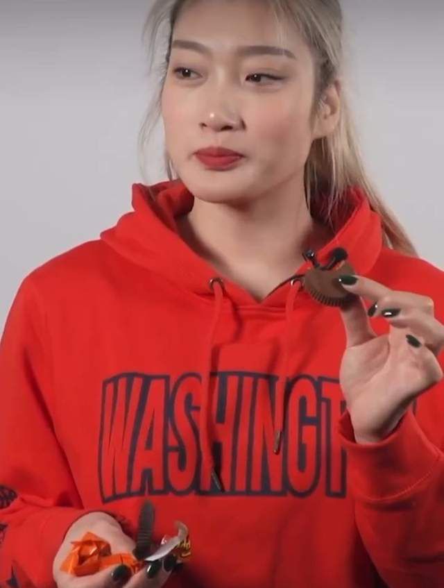 欧美成人吃奶高清视频